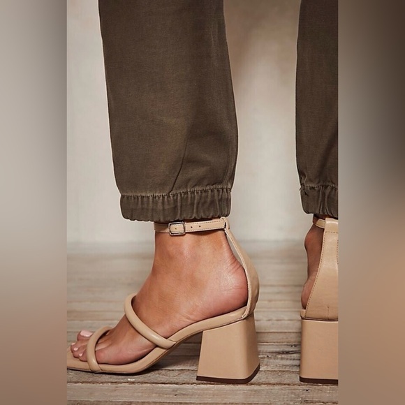 Free People Parker Pillow Heels *BRAND NEW* - Picture 6 of 7